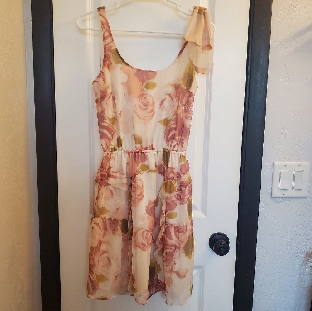 Lauren Conrad - Sz 2 -Floral Sleeveless Dress